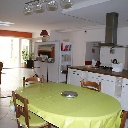 Spacieuse Maison De Village Climatisee Avec Jardin Patio Bessan エクステリア 写真